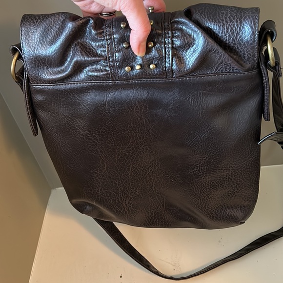 Like new dark Brown Matt & Nat crossbody - Picture 6 of 6
